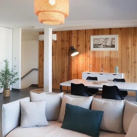 Les Du Ferret Apartment